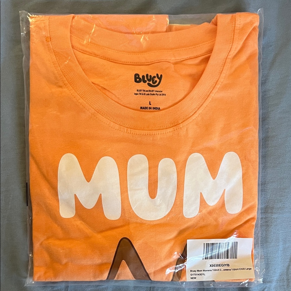 Bluey “Mum” (Mom) women’s t-shirt Large